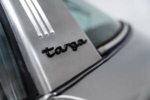 Image 31/41 de Porsche 911 2.4 E (1973)