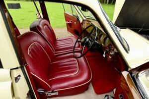 Image 41/49 of Rolls-Royce Silver Cloud III (1964)