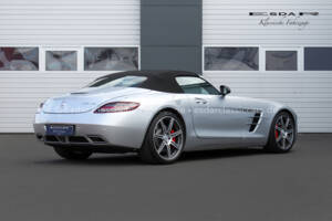 Imagen 3/36 de Mercedes-Benz SLS AMG Roadster (2012)