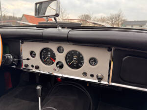 Image 35/77 de Jaguar XK 150 3.4 S OTS (1958)