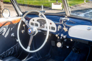 Image 18/32 of BMW 327 (1938)