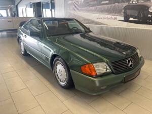Bild 5/18 von Mercedes-Benz 500 SL (1991)
