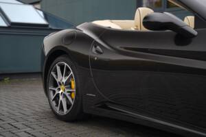 Imagen 39/50 de Ferrari California (2011)