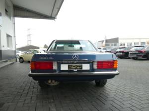 Bild 5/23 von Mercedes-Benz 560 SL (1989)
