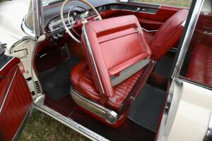 Bild 35/50 von Cadillac 62 Convertible (1954)