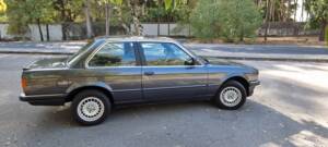 Image 91/100 of BMW 323i (1984)