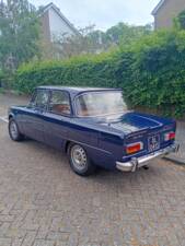 Image 3/15 of Alfa Romeo Giulia Super 1.3 (1972)