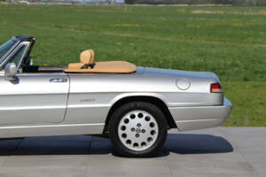 Image 44/50 of Alfa Romeo 2.0 Spider (1992)