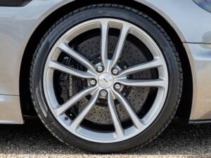 Bild 28/65 von Aston Martin DBS Volante (2011)