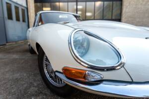 Imagen 5/50 de Jaguar E-Type 4.2 (1965)