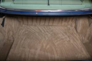 Image 41/41 of Mercedes-Benz 560 SEC (1990)