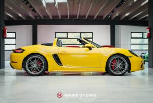 Image 5/25 of Porsche 718 Boxster S (2016)