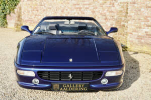 Imagen 38/50 de Ferrari F 355 Spider (2000)