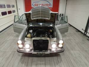 Imagen 12/15 de Mercedes-Benz 280 E (1972)