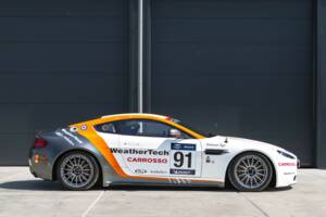 Bild 19/50 von Aston Martin V8 Vantage (2010)