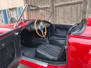 Image 7/24 of MG MGA 1500 (1959)