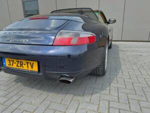 Bild 8/14 von Porsche 911 Carrera 4 (2001)