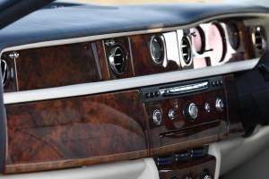 Image 20/50 of Rolls-Royce Phantom VII (2016)