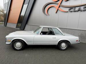 Image 11/36 of Mercedes-Benz 280 SL (1969)