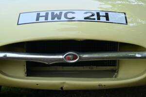 Image 12/39 of Jaguar E-Type (2+2) (1970)