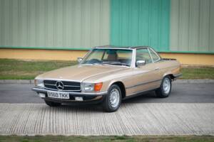 Bild 8/39 von Mercedes-Benz 280 SL (1984)