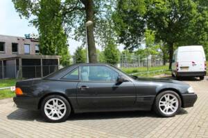 Image 7/8 of Mercedes-Benz 300 SL (1991)
