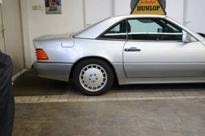 Image 39/42 of Mercedes-Benz 500 SL (1992)