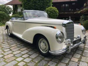 Image 15/15 of Mercedes-Benz 300 S (1953)