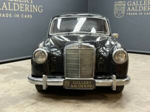 Image 5/50 of Mercedes-Benz 220 S (1955)