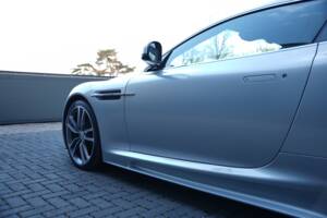 Immagine 44/50 di Aston Martin DBS (2011)
