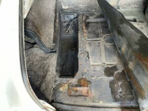 Bild 31/36 von Mercedes-Benz 220 SE Cabriolet (1960)