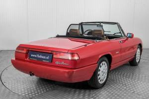 Bild 31/50 von Alfa Romeo 2.0 Spider (1992)