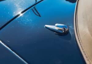 Image 24/42 of FIAT 124 Spider CS1 (1975)