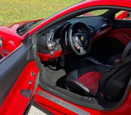 Bild 6/9 von Ferrari 488 GTB (2017)