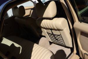 Image 43/57 de Mercedes-Benz 450 SEL 6,9 (1977)