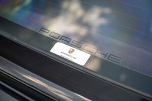 Image 9/63 of Porsche 911 Carrera 4S (2004)