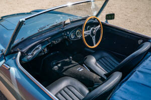 Immagine 24/34 di Austin-Healey 3000 Mk II (BT7) (1961)