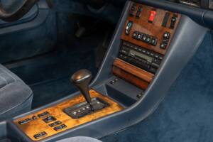 Bild 28/35 von Mercedes-Benz 560 SEC (1988)