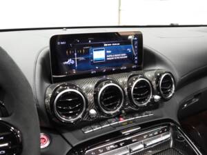 Image 7/15 of Mercedes-AMG GT (2021)