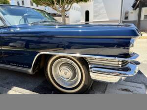 Bild 13/34 von Cadillac Eldorado Biarritz Convertible (1963)