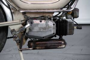 Image 30/50 of Oemmeci DUMMY (1978)