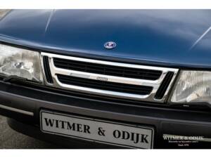 Image 24/32 of Saab 900 Turbo (1992)