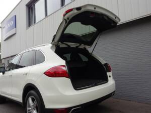 Bild 80/99 von Porsche Cayenne S (2010)