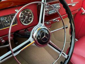 Image 16/17 de Mercedes-Benz 220 Cabriolet A (1954)