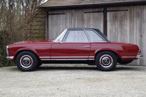 Image 7/45 de Mercedes-Benz 230 SL (1964)