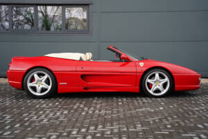Bild 3/50 von Ferrari F 355 Spider (1999)