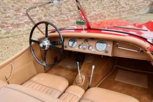 Image 21/50 of Jaguar XK 120 SE OTS (1954)