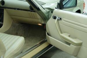 Image 27/50 de Mercedes-Benz 450 SLC 5,0 (1978)