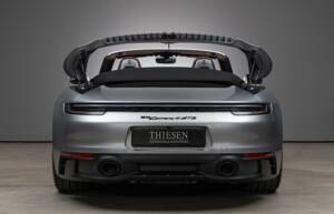 Image 12/31 de Porsche 911 Carrera 4 GTS (2024)