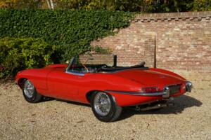 Afbeelding 26/50 van Jaguar E-Type 3.8 (1964)